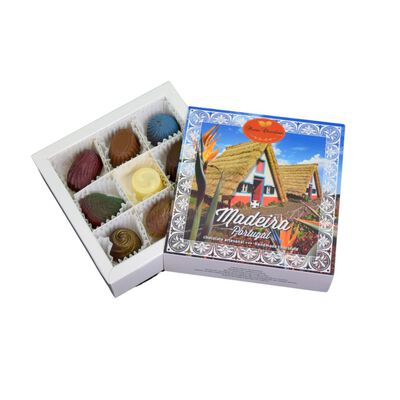 Mª C.Cx.9 Assorted Chocolates White Mould Island MAD