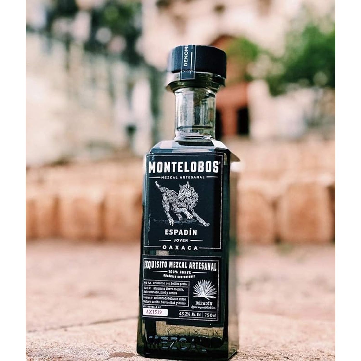 Montelobos Mezcal Espadin Joven 70cl image number null