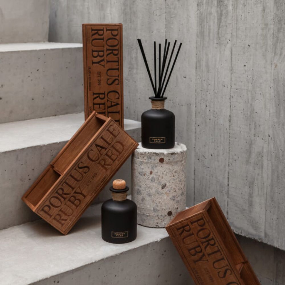 Portus Cale Ruby Red Fragrance Diffuser 250ml image number null